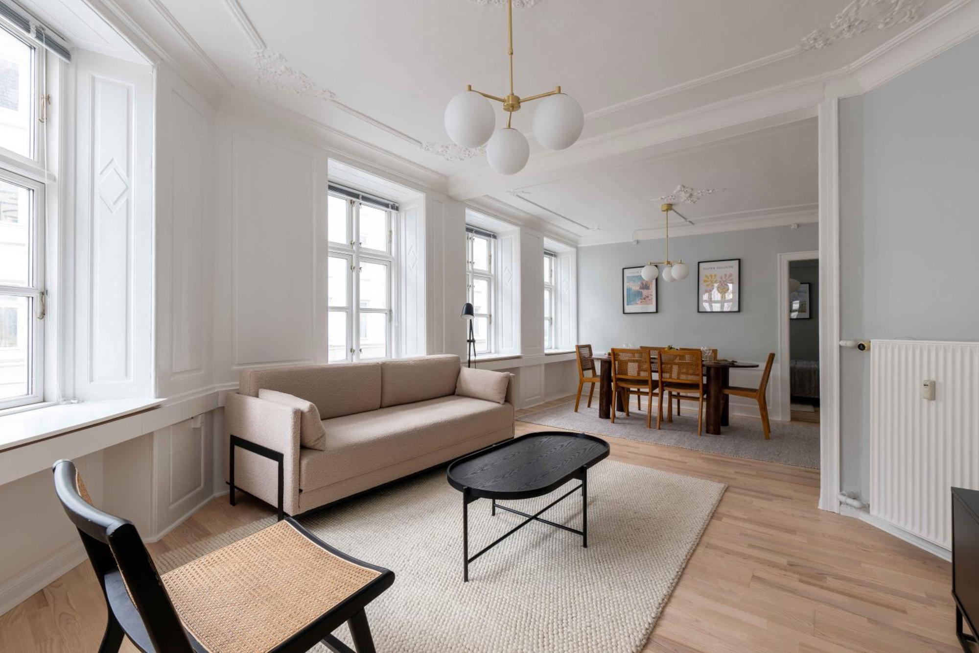 Spacious Tivoli Gardens Apartment W 3 Bedrooms Копенгаген Экстерьер фото